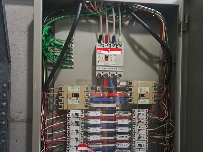 70ff78ff7f70d7828ce73feadd7fee15_1757576